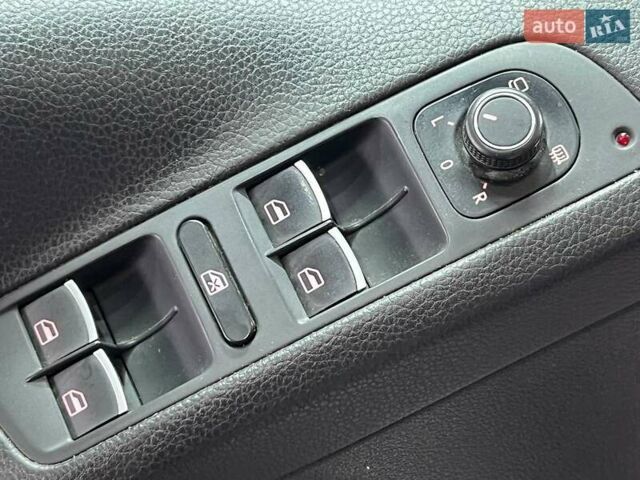 Білий Фольксваген Тігуан, об'ємом двигуна 2 л та пробігом 52 тис. км за 15700 $, фото 9 на Automoto.ua