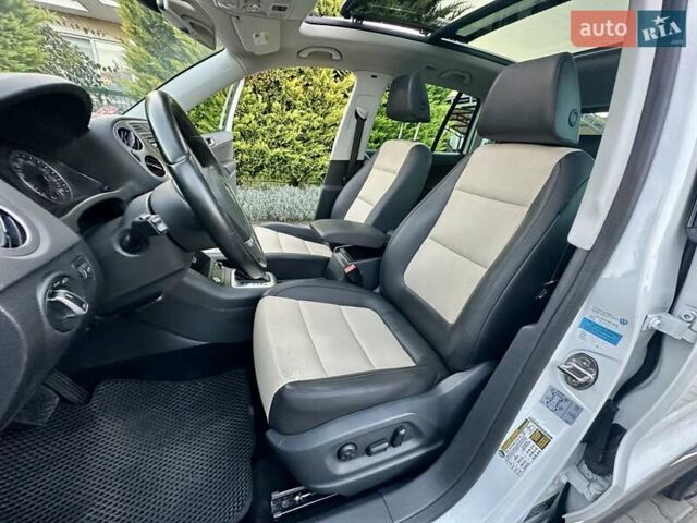 Білий Фольксваген Тігуан, об'ємом двигуна 1.98 л та пробігом 150 тис. км за 13999 $, фото 48 на Automoto.ua