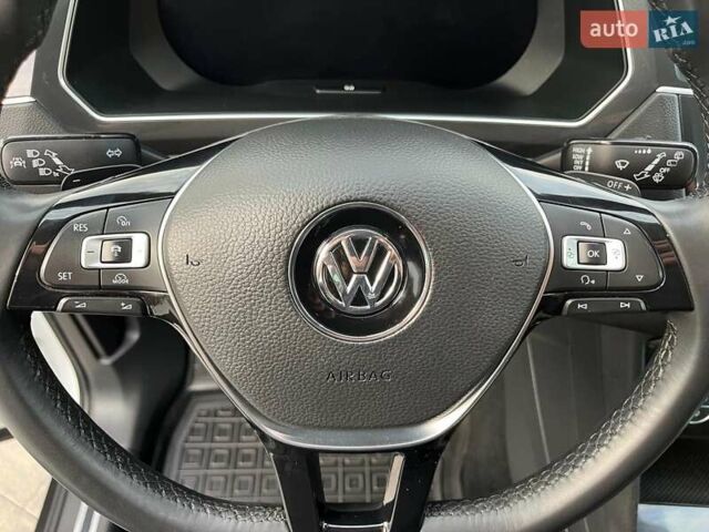 Білий Фольксваген Тігуан, об'ємом двигуна 2 л та пробігом 248 тис. км за 21500 $, фото 54 на Automoto.ua
