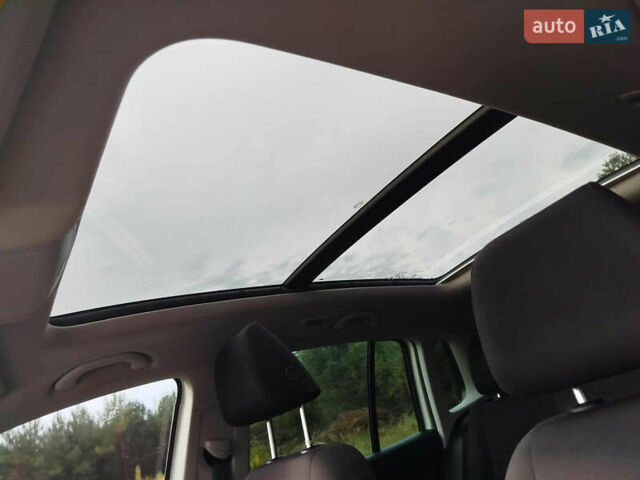 Білий Фольксваген Тігуан, об'ємом двигуна 2 л та пробігом 140 тис. км за 12300 $, фото 5 на Automoto.ua