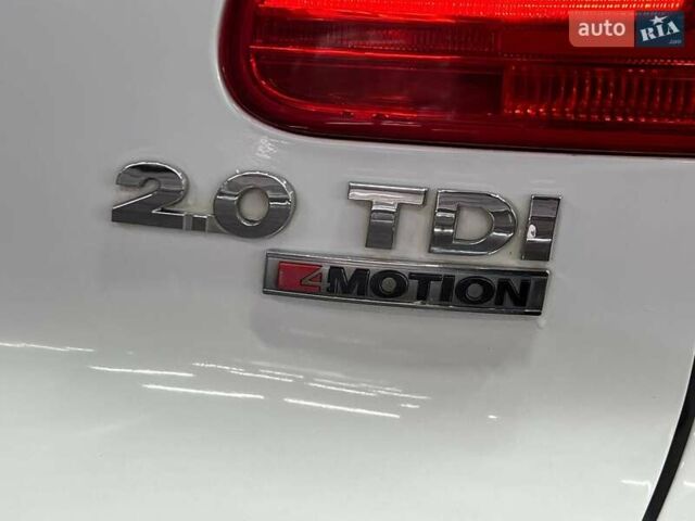 Білий Фольксваген Тігуан, об'ємом двигуна 2 л та пробігом 52 тис. км за 15700 $, фото 5 на Automoto.ua