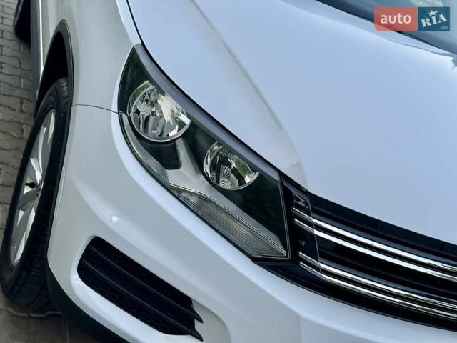 Білий Фольксваген Тігуан, об'ємом двигуна 1.98 л та пробігом 150 тис. км за 13999 $, фото 21 на Automoto.ua