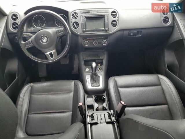 Белый Фольксваген Тигуан, объемом двигателя 1.98 л и пробегом 165 тыс. км за 8400 $, фото 8 на Automoto.ua
