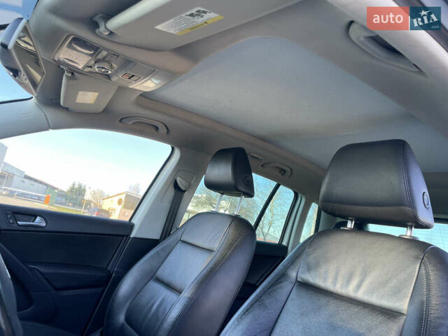 Белый Фольксваген Тигуан, объемом двигателя 2 л и пробегом 167 тыс. км за 14400 $, фото 22 на Automoto.ua