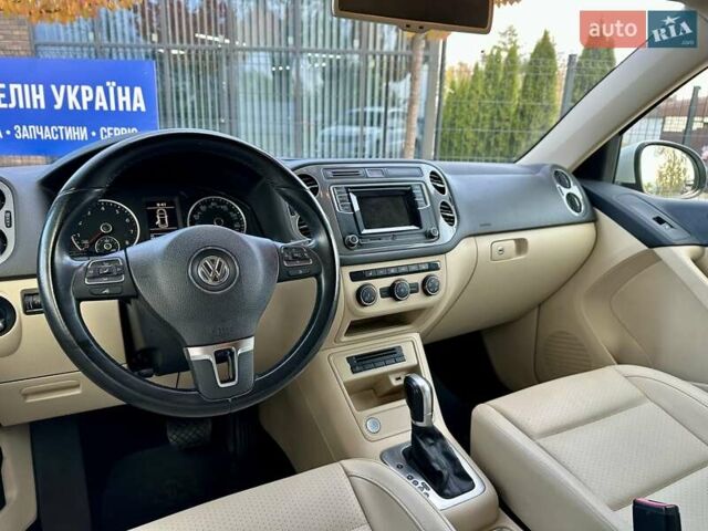 Белый Фольксваген Тигуан, объемом двигателя 2 л и пробегом 144 тыс. км за 14550 $, фото 33 на Automoto.ua