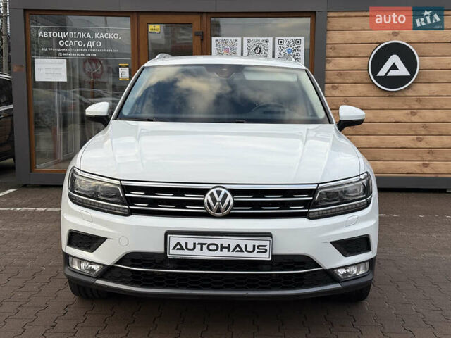 Белый Фольксваген Тигуан, объемом двигателя 1.97 л и пробегом 58 тыс. км за 27999 $, фото 1 на Automoto.ua