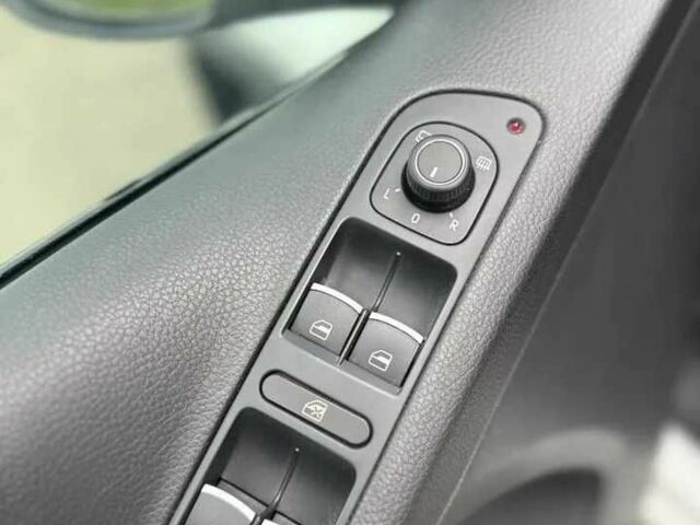 Белый Фольксваген Тигуан, объемом двигателя 2 л и пробегом 83 тыс. км за 9100 $, фото 13 на Automoto.ua