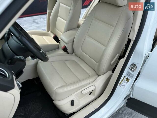 Білий Фольксваген Тігуан, об'ємом двигуна 1.98 л та пробігом 156 тис. км за 15499 $, фото 17 на Automoto.ua