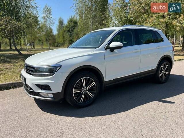 Білий Фольксваген Тігуан, об'ємом двигуна 2 л та пробігом 270 тис. км за 23000 $, фото 20 на Automoto.ua