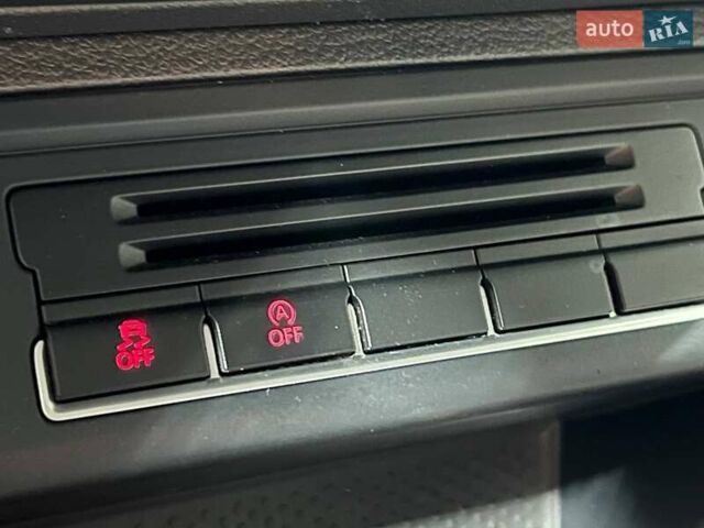 Білий Фольксваген Тігуан, об'ємом двигуна 2 л та пробігом 52 тис. км за 15700 $, фото 17 на Automoto.ua