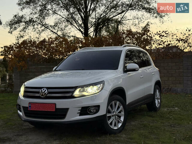 Білий Фольксваген Тігуан, об'ємом двигуна 1.97 л та пробігом 116 тис. км за 15600 $, фото 1 на Automoto.ua