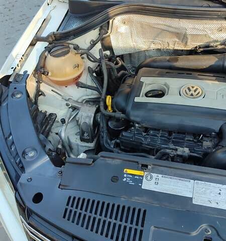 Белый Фольксваген Тигуан, объемом двигателя 1.98 л и пробегом 268 тыс. км за 13300 $, фото 30 на Automoto.ua