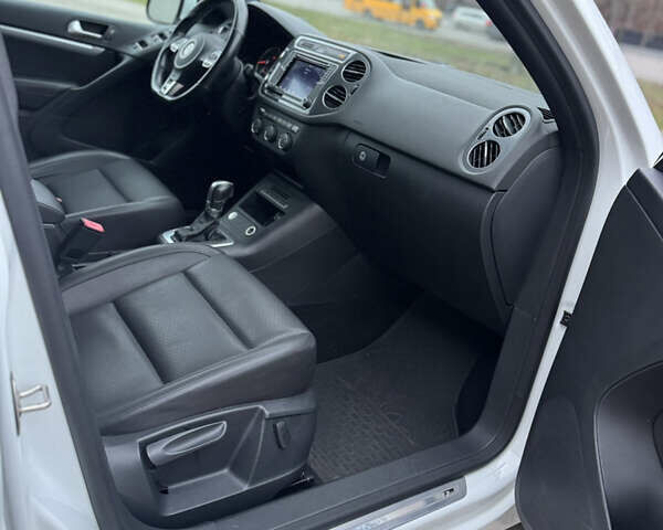 Белый Фольксваген Тигуан, объемом двигателя 1.98 л и пробегом 168 тыс. км за 12900 $, фото 50 на Automoto.ua