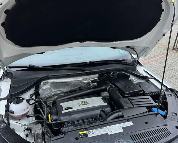 Белый Фольксваген Тигуан, объемом двигателя 1.98 л и пробегом 168 тыс. км за 12900 $, фото 54 на Automoto.ua