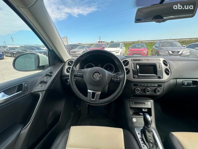 Белый Фольксваген Тигуан, объемом двигателя 2 л и пробегом 152 тыс. км за 15290 $, фото 28 на Automoto.ua