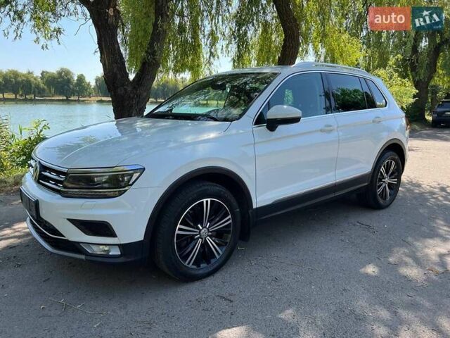 Білий Фольксваген Тігуан, об'ємом двигуна 2 л та пробігом 270 тис. км за 23000 $, фото 10 на Automoto.ua