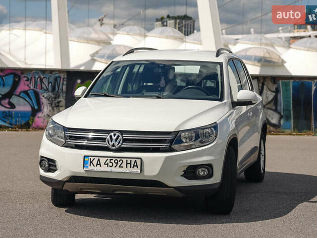 Білий Фольксваген Тігуан, об'ємом двигуна 1.98 л та пробігом 105 тис. км за 12800 $, фото 1 на Automoto.ua