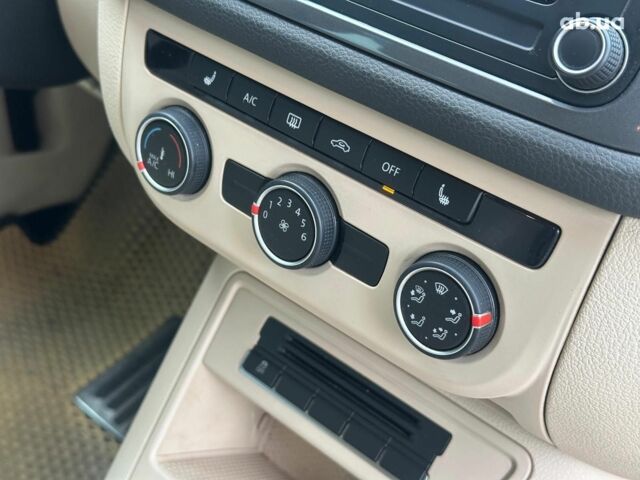 Білий Фольксваген Тігуан, об'ємом двигуна 2 л та пробігом 156 тис. км за 14990 $, фото 24 на Automoto.ua