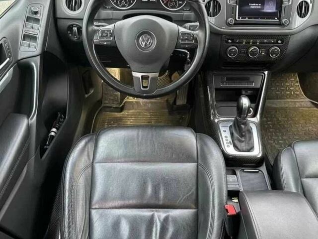 Белый Фольксваген Тигуан, объемом двигателя 2 л и пробегом 83 тыс. км за 9100 $, фото 11 на Automoto.ua