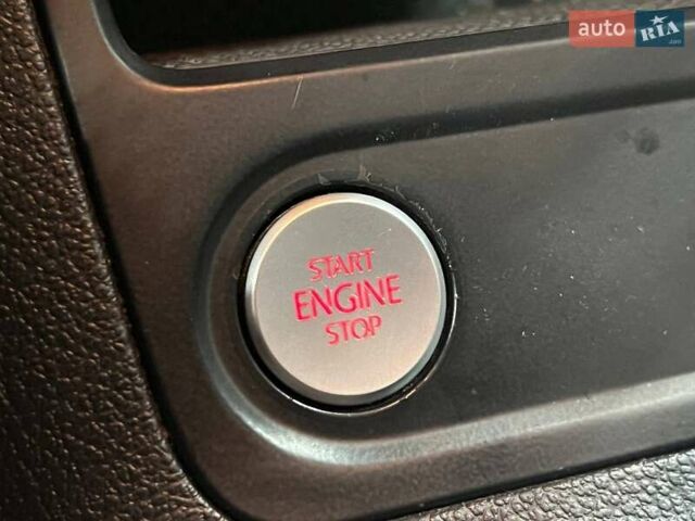 Білий Фольксваген Тігуан, об'ємом двигуна 2 л та пробігом 52 тис. км за 15700 $, фото 15 на Automoto.ua