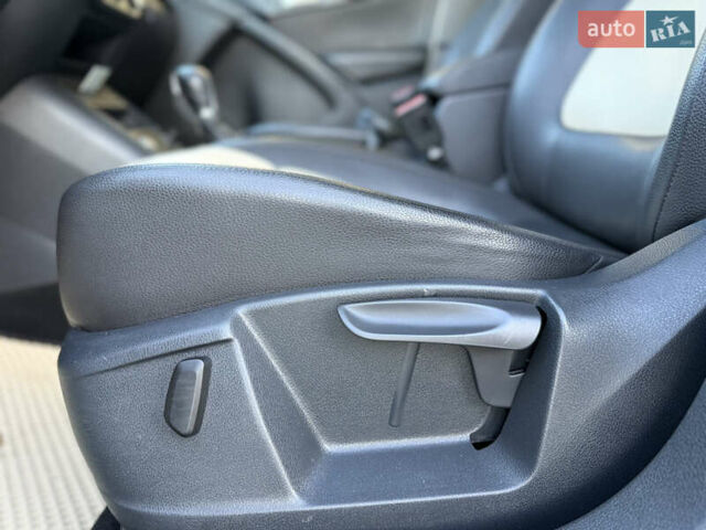 Белый Фольксваген Тигуан, объемом двигателя 1.98 л и пробегом 118 тыс. км за 11750 $, фото 25 на Automoto.ua