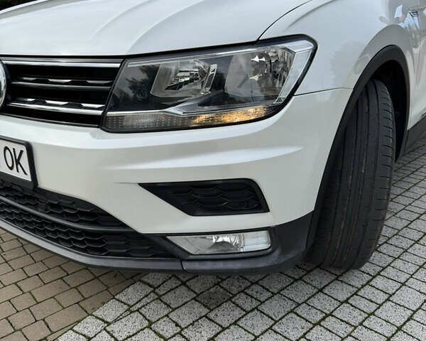 Білий Фольксваген Тігуан, об'ємом двигуна 1.98 л та пробігом 125 тис. км за 21300 $, фото 27 на Automoto.ua