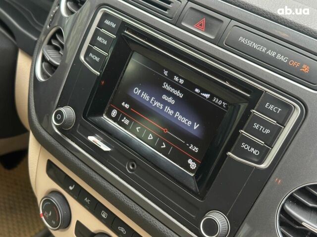 Білий Фольксваген Тігуан, об'ємом двигуна 2 л та пробігом 156 тис. км за 14990 $, фото 25 на Automoto.ua