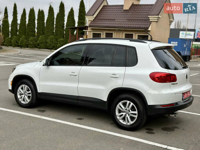 Белый Фольксваген Тигуан, объемом двигателя 2 л и пробегом 228 тыс. км за 12999 $, фото 10 на Automoto.ua