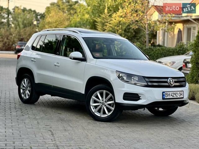 Білий Фольксваген Тігуан, об'ємом двигуна 1.98 л та пробігом 150 тис. км за 13999 $, фото 2 на Automoto.ua