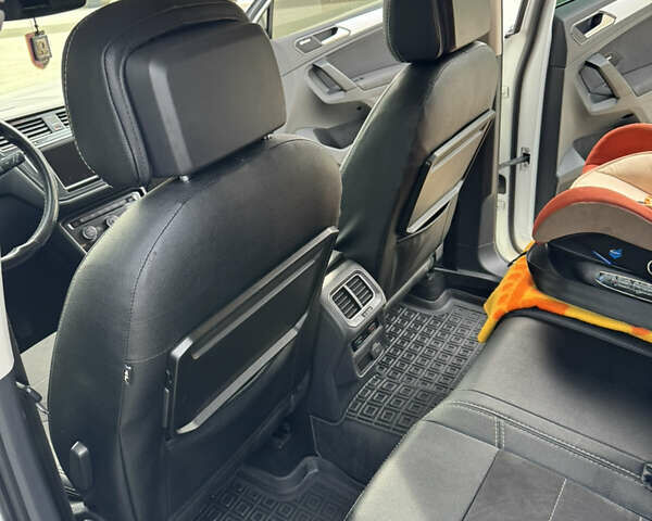 Білий Фольксваген Тігуан, об'ємом двигуна 1.98 л та пробігом 125 тис. км за 21300 $, фото 14 на Automoto.ua