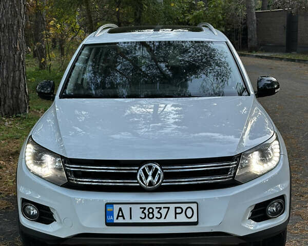Білий Фольксваген Тігуан, об'ємом двигуна 1.98 л та пробігом 113 тис. км за 16300 $, фото 1 на Automoto.ua