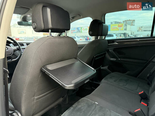 Белый Фольксваген Тигуан, объемом двигателя 1.97 л и пробегом 58 тыс. км за 27999 $, фото 25 на Automoto.ua