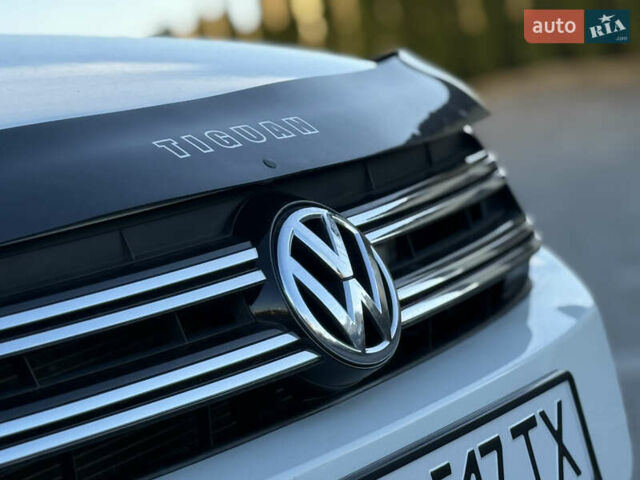 Белый Фольксваген Тигуан, объемом двигателя 1.98 л и пробегом 118 тыс. км за 11750 $, фото 7 на Automoto.ua