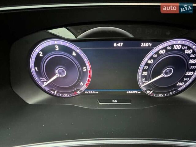 Белый Фольксваген Тигуан, объемом двигателя 2 л и пробегом 248 тыс. км за 22200 $, фото 68 на Automoto.ua