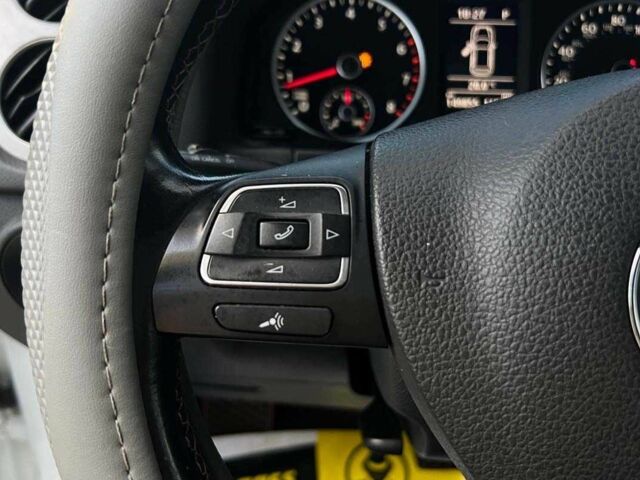 Белый Фольксваген Тигуан, объемом двигателя 2 л и пробегом 150 тыс. км за 14900 $, фото 11 на Automoto.ua