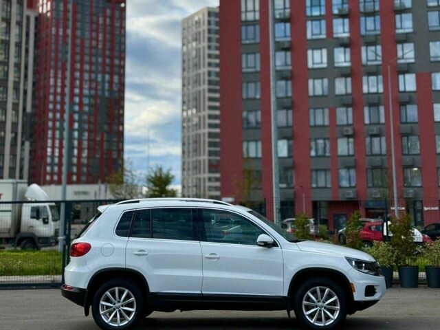 Білий Фольксваген Тігуан, об'ємом двигуна 2 л та пробігом 156 тис. км за 15500 $, фото 7 на Automoto.ua