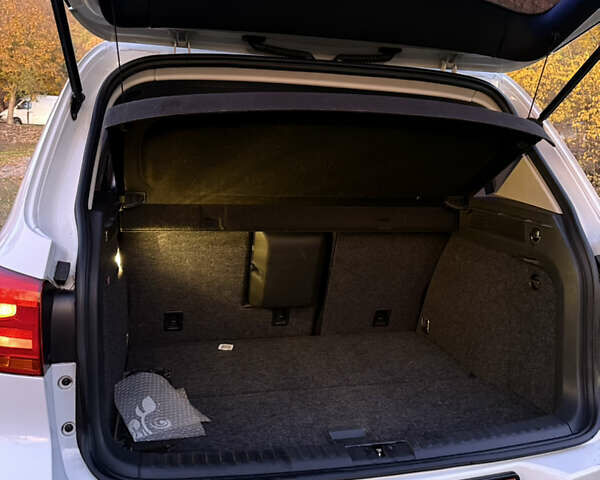 Білий Фольксваген Тігуан, об'ємом двигуна 1.97 л та пробігом 116 тис. км за 15600 $, фото 16 на Automoto.ua