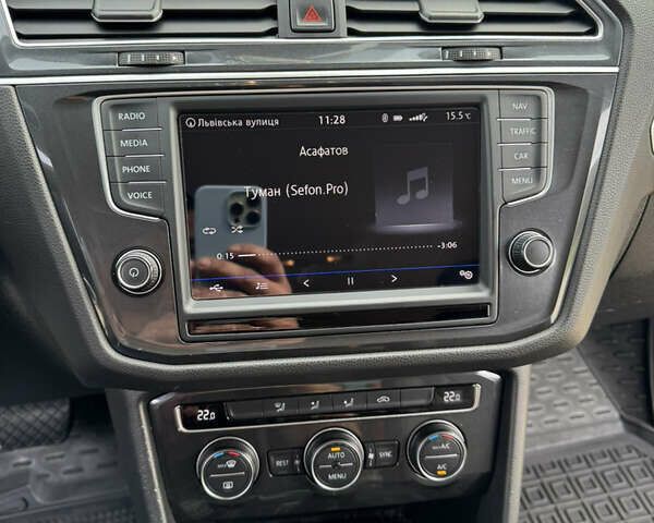 Білий Фольксваген Тігуан, об'ємом двигуна 1.98 л та пробігом 125 тис. км за 21300 $, фото 20 на Automoto.ua