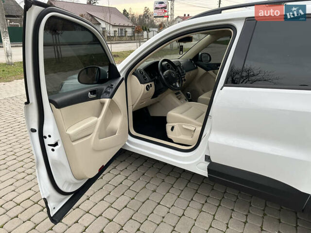 Білий Фольксваген Тігуан, об'ємом двигуна 1.98 л та пробігом 137 тис. км за 13999 $, фото 26 на Automoto.ua