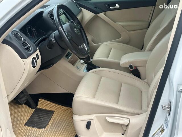 Білий Фольксваген Тігуан, об'ємом двигуна 2 л та пробігом 156 тис. км за 14990 $, фото 9 на Automoto.ua