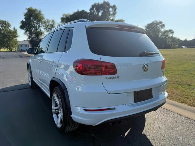 Белый Фольксваген Тигуан, объемом двигателя 2 л и пробегом 72 тыс. км за 5000 $, фото 7 на Automoto.ua