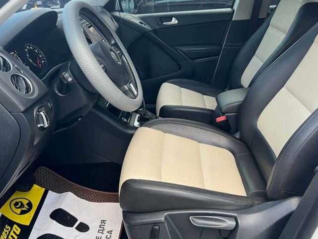 Белый Фольксваген Тигуан, объемом двигателя 2 л и пробегом 150 тыс. км за 14900 $, фото 8 на Automoto.ua