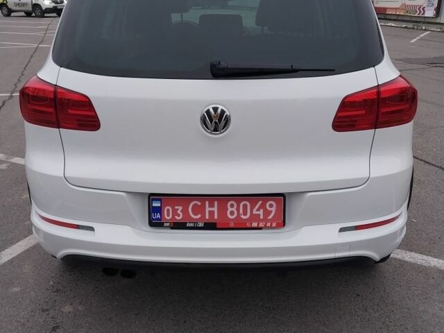 Белый Фольксваген Тигуан, объемом двигателя 2 л и пробегом 138 тыс. км за 12700 $, фото 7 на Automoto.ua