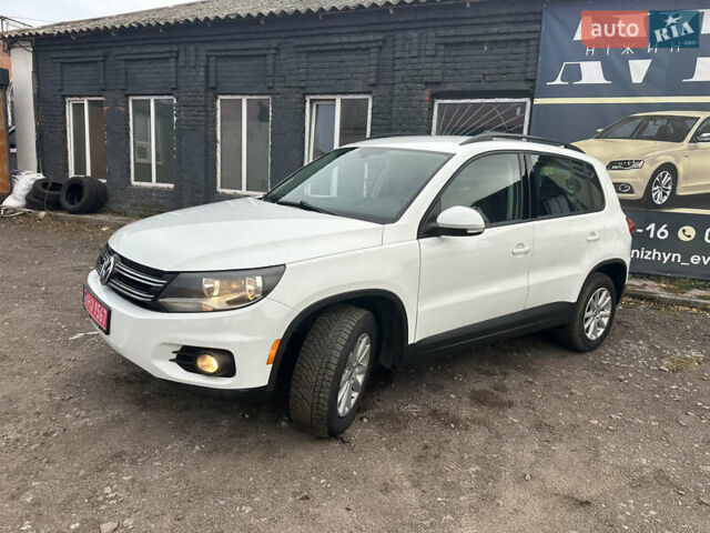 Білий Фольксваген Тігуан, об'ємом двигуна 2 л та пробігом 191 тис. км за 13500 $, фото 21 на Automoto.ua