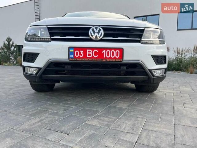 Білий Фольксваген Тігуан, об'ємом двигуна 2 л та пробігом 248 тис. км за 21500 $, фото 1 на Automoto.ua