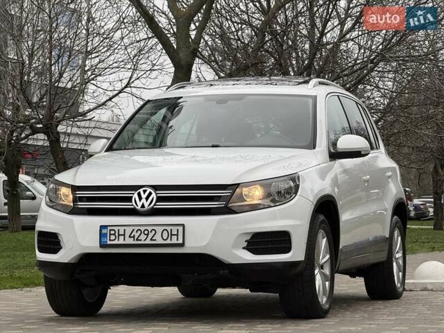 Білий Фольксваген Тігуан, об'ємом двигуна 1.98 л та пробігом 150 тис. км за 13900 $, фото 3 на Automoto.ua