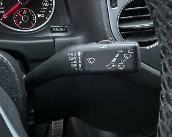 Белый Фольксваген Тигуан, объемом двигателя 1.98 л и пробегом 168 тыс. км за 12900 $, фото 35 на Automoto.ua