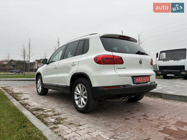 Белый Фольксваген Тигуан, объемом двигателя 2 л и пробегом 126 тыс. км за 14499 $, фото 15 на Automoto.ua