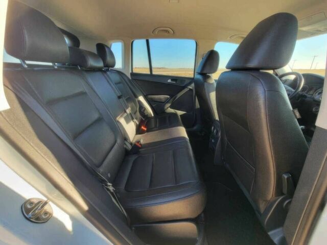 Белый Фольксваген Тигуан, объемом двигателя 2 л и пробегом 79 тыс. км за 6000 $, фото 8 на Automoto.ua