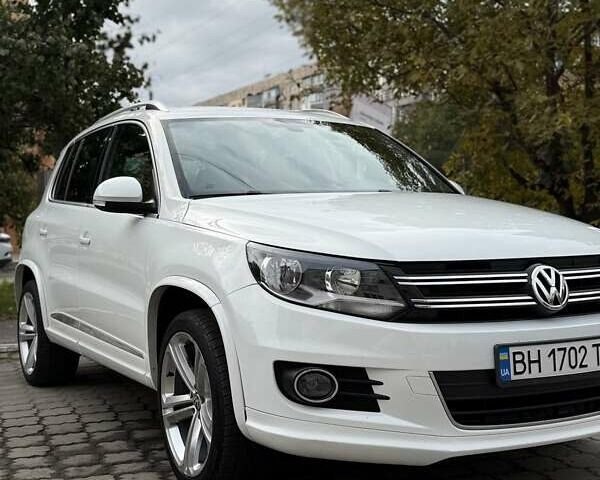 Белый Фольксваген Тигуан, объемом двигателя 1.98 л и пробегом 105 тыс. км за 16000 $, фото 6 на Automoto.ua